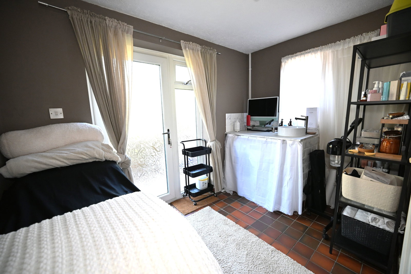 Semi Detached House in Chatham