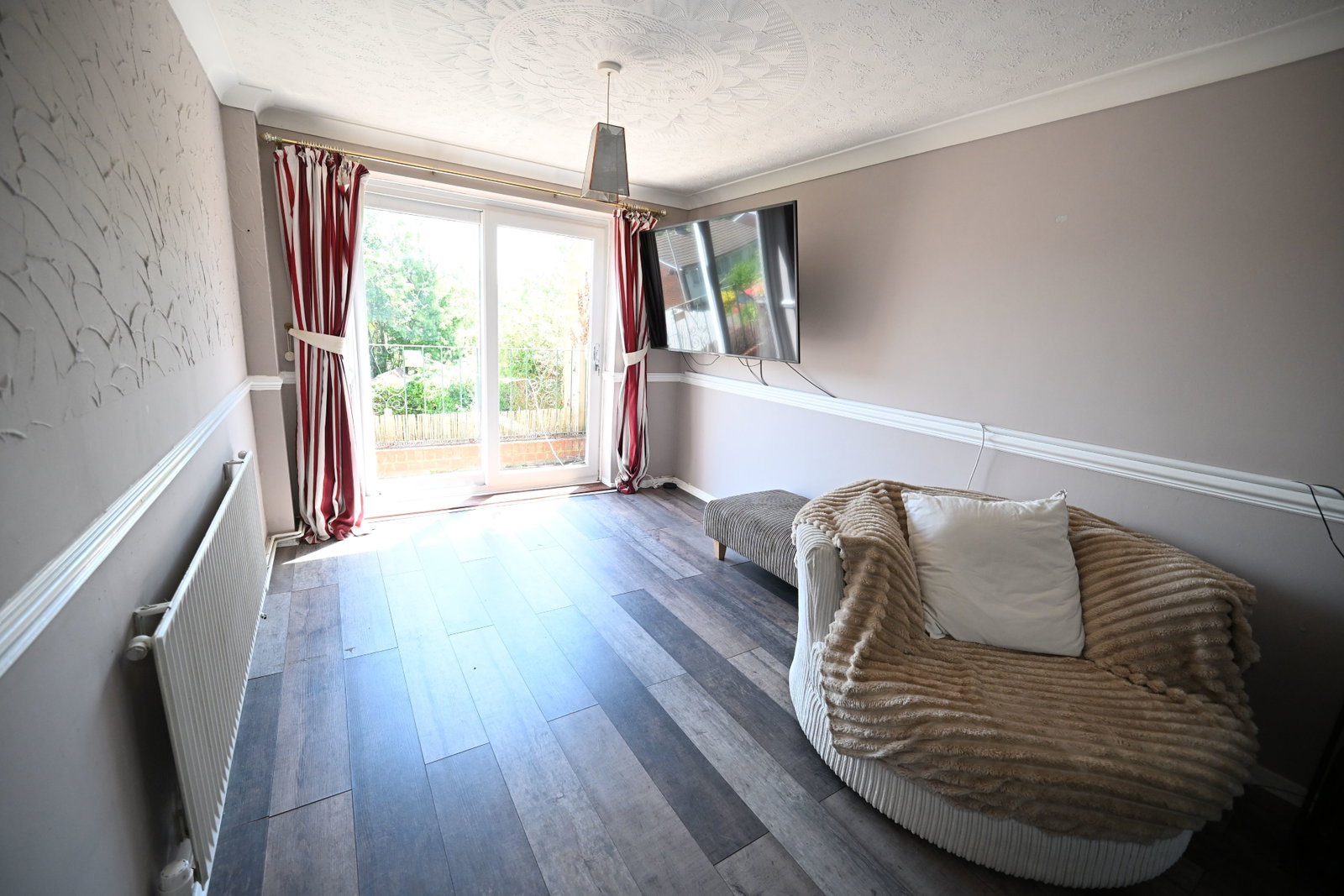 Semi Detached House in Chatham