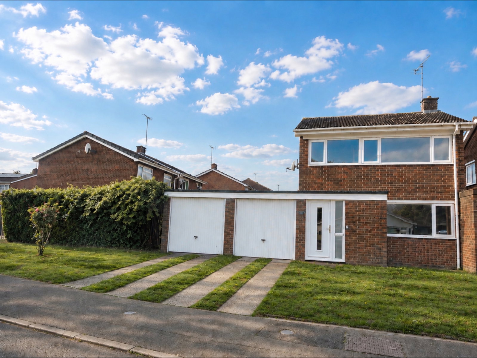 Detached House in Milton Keynes