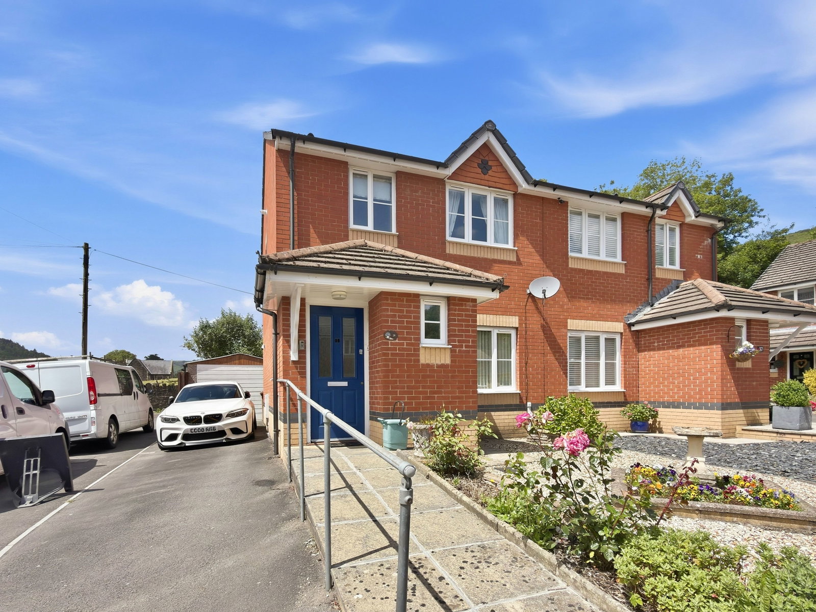Semi Detached House in Newport