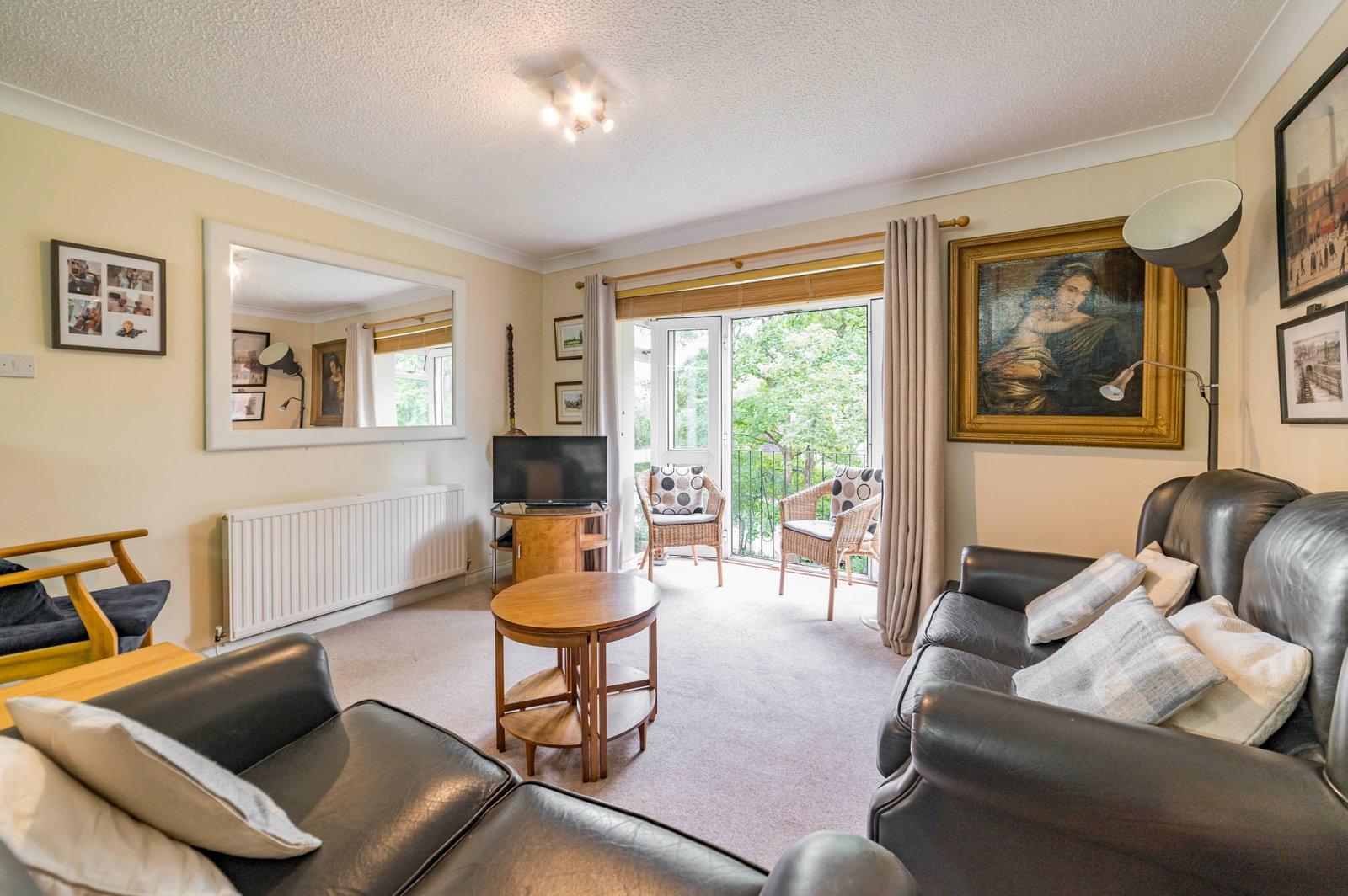 Apartment for sale in Manchester, Ashburne House, Oxford Place, Victoria Park, Manchester, M14, 877 m²