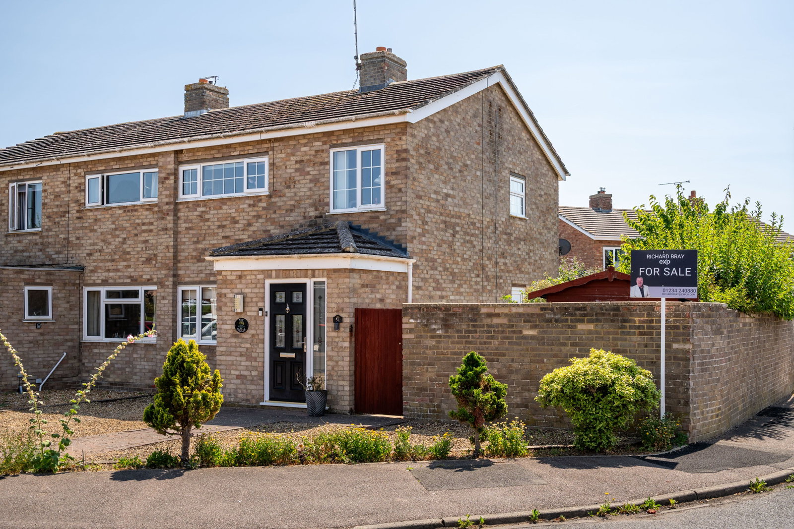 Semi Detached House in Olney