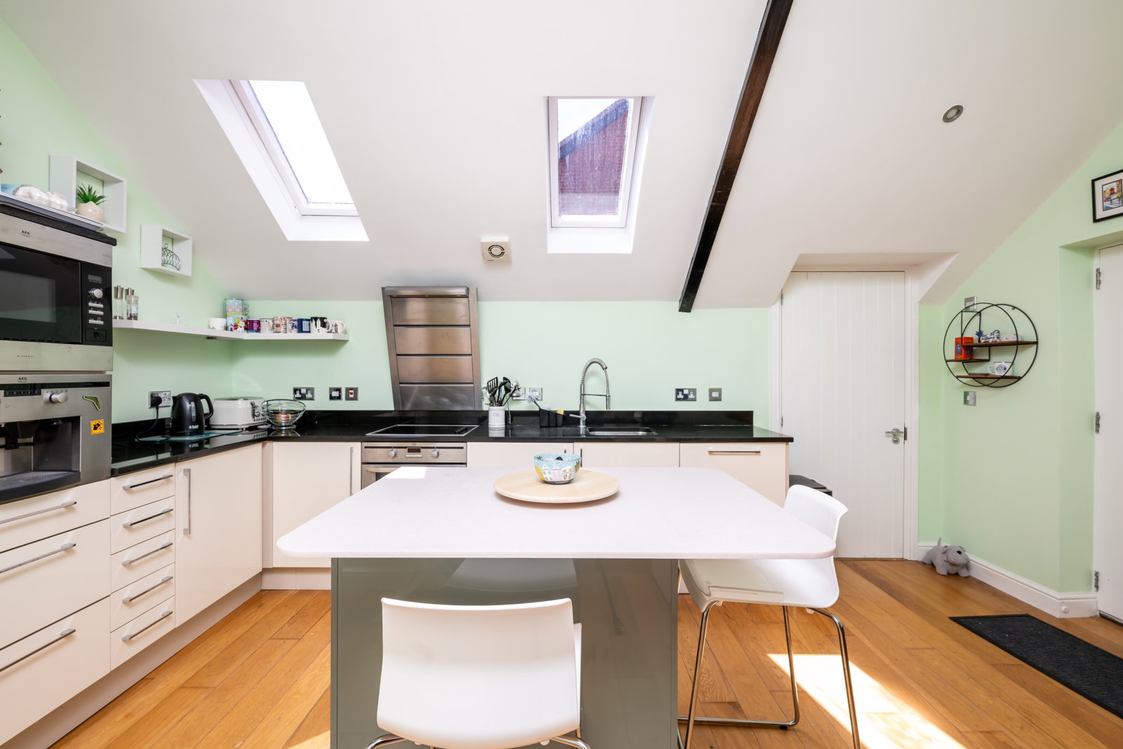 Semi Detached House in Aylesbury