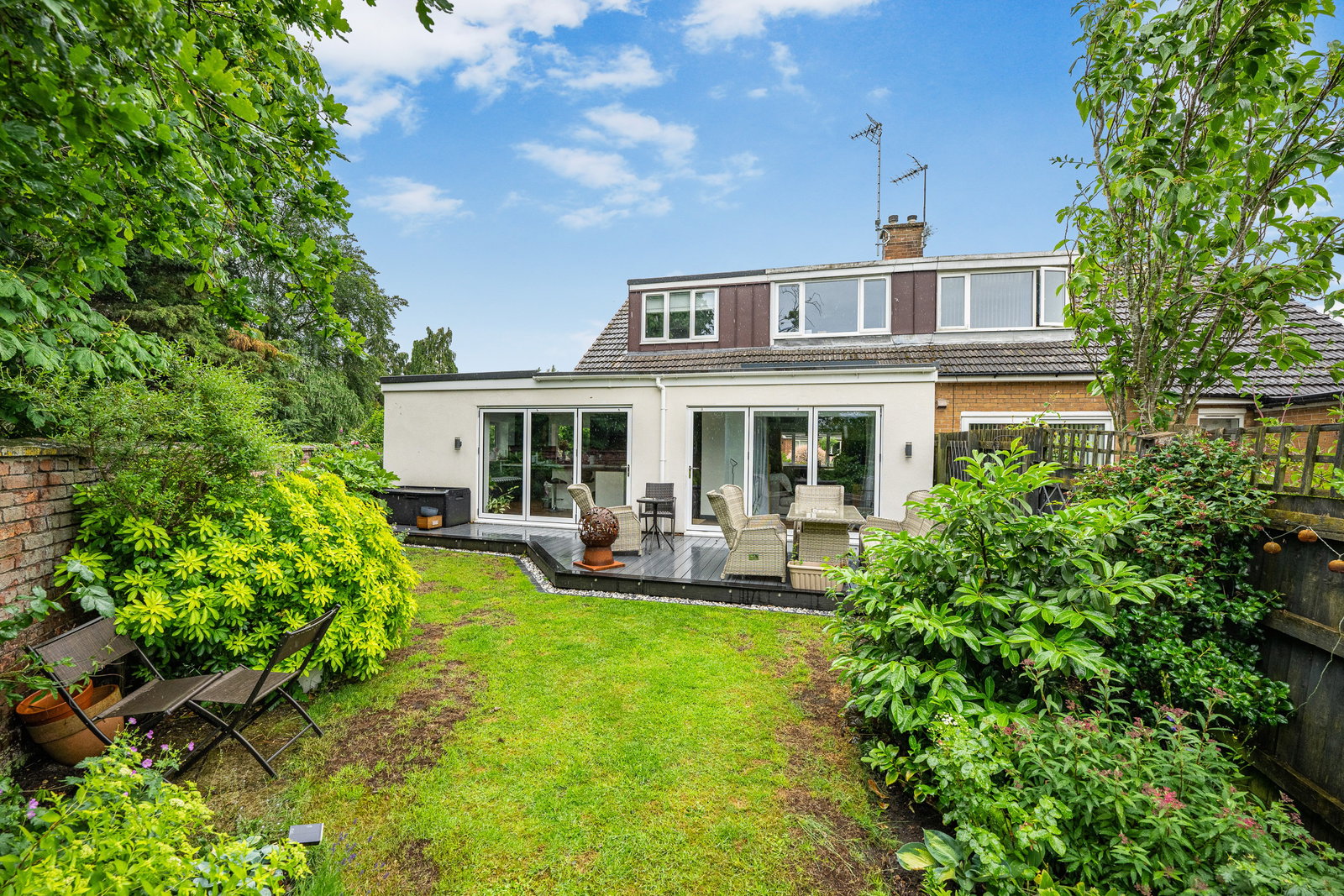 Semi Detached House in Grantham