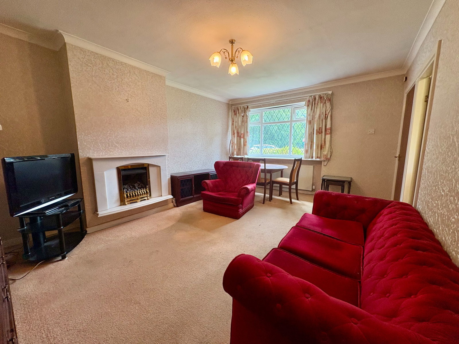Semi Detached Bungalow for sale in Stockport, Fairacres Road, Stockport, SK6 8JQ, 643 m²