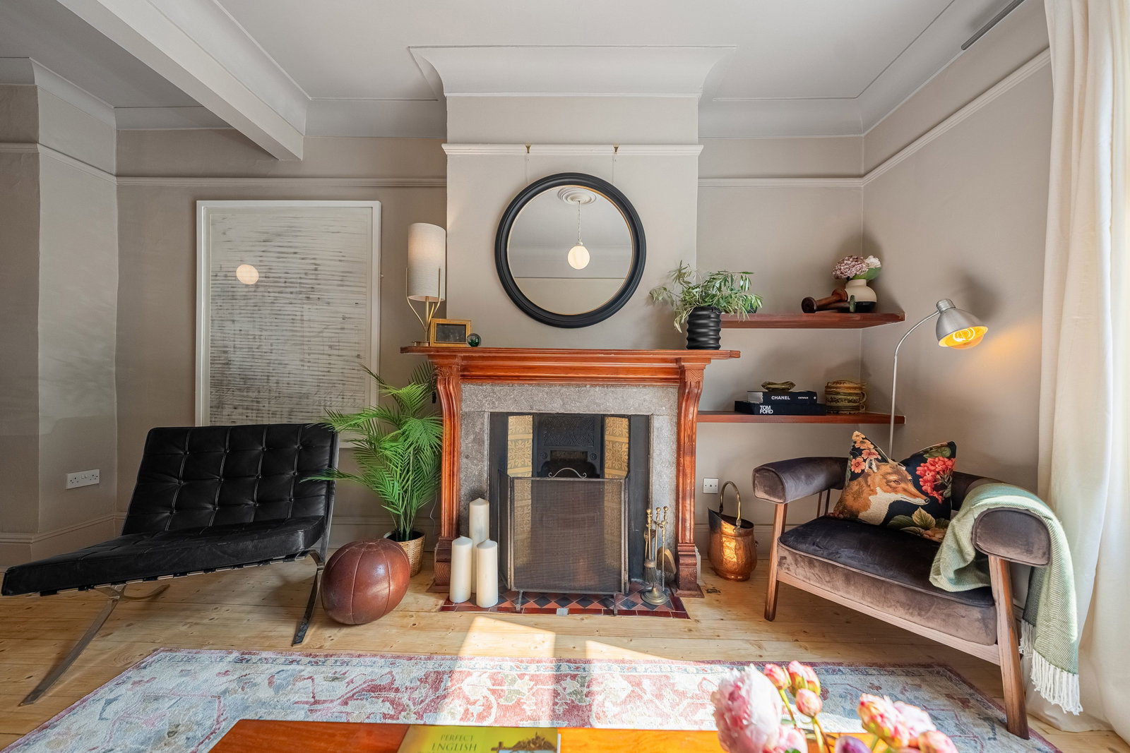 Semi Detached House in London