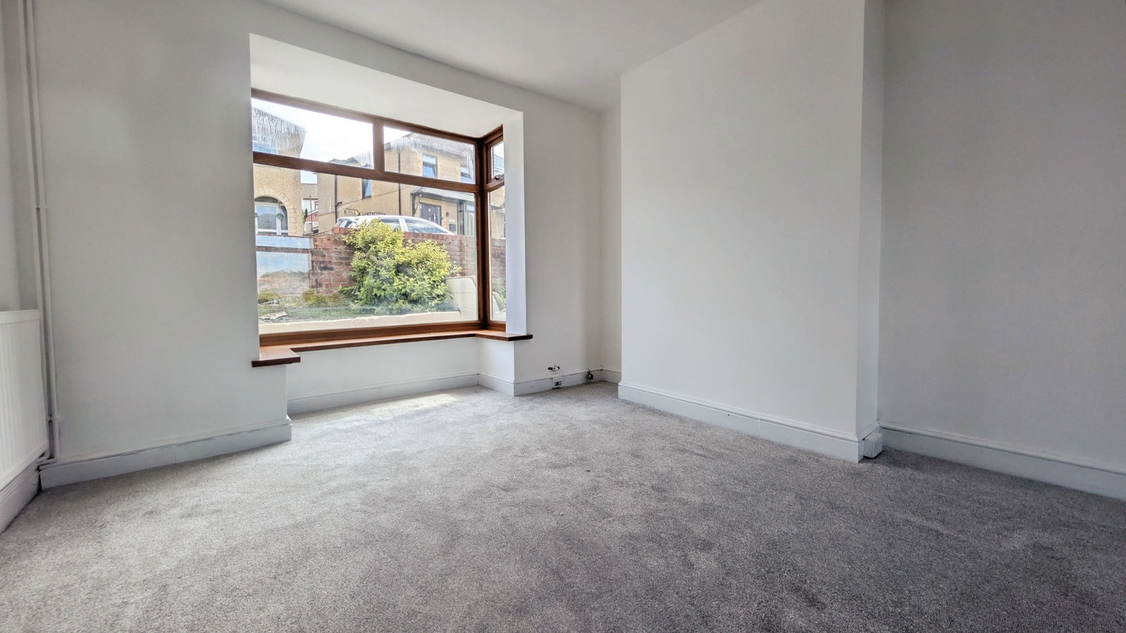 Semi Detached House in Swansea