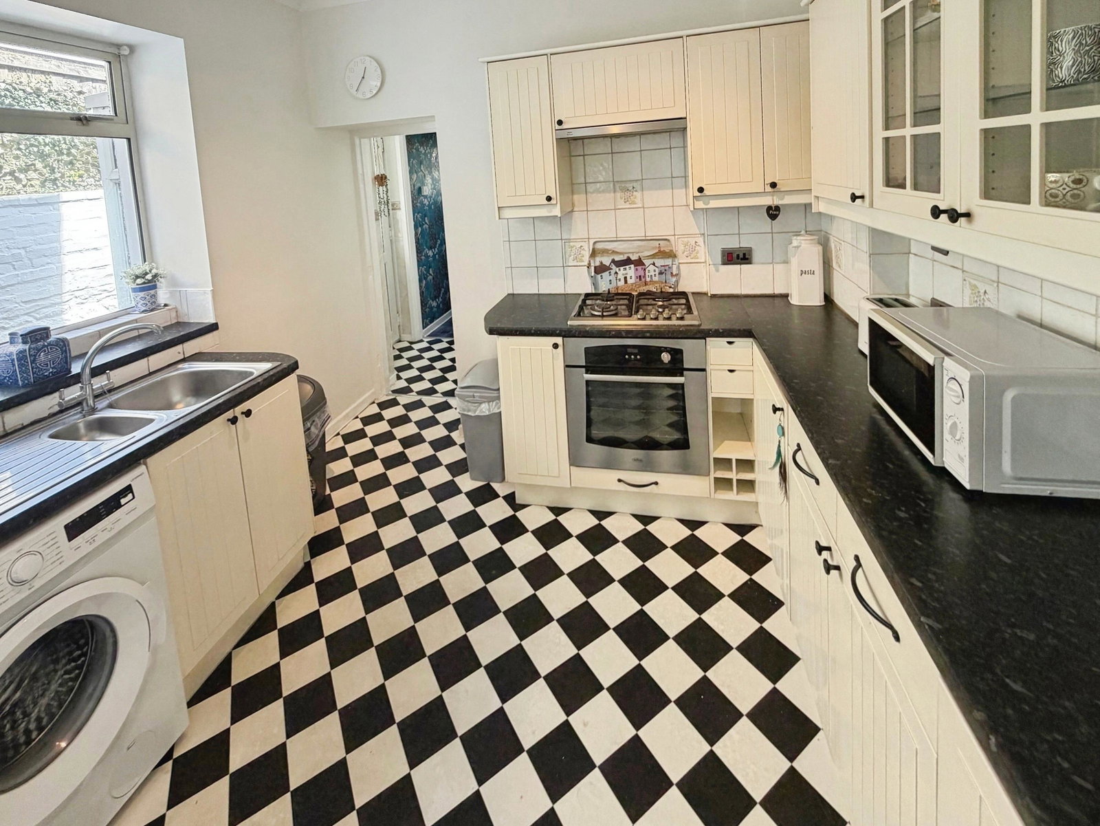 Semi Detached House in Neath