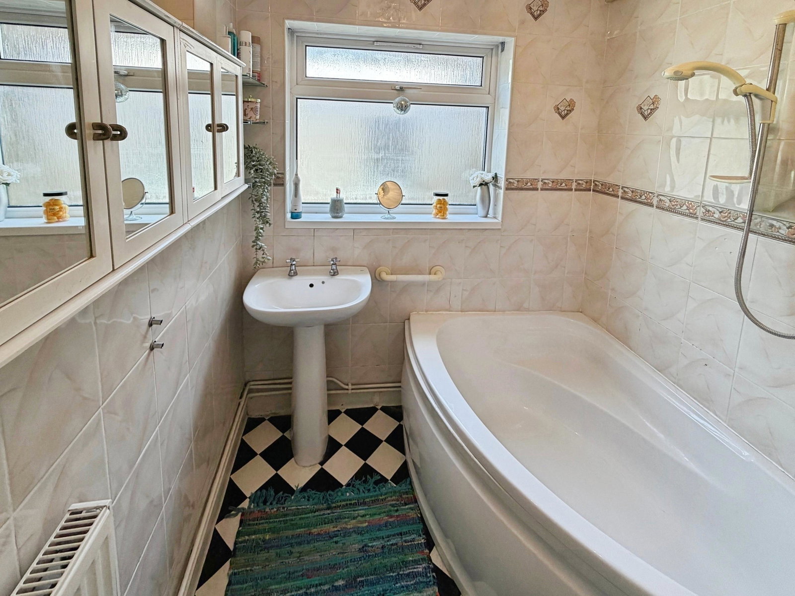 Semi Detached House in Neath