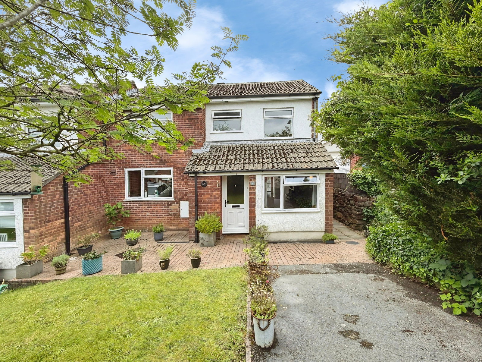 End Of Terrace House in Swansea