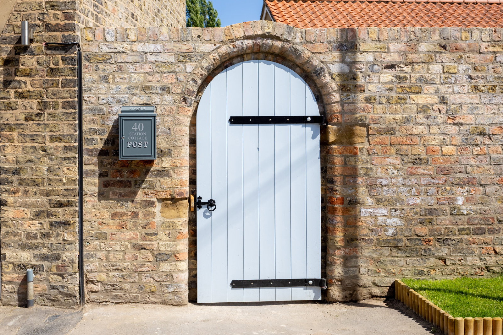 Semi Detached House in York