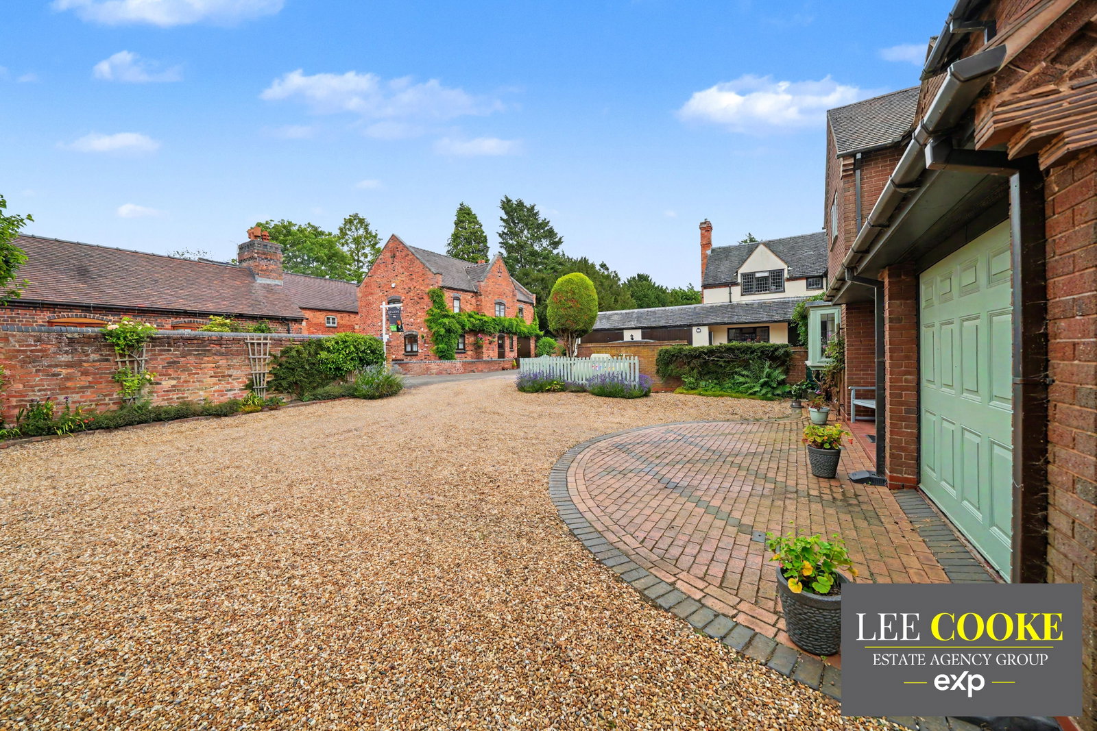 Detached House in Stafford