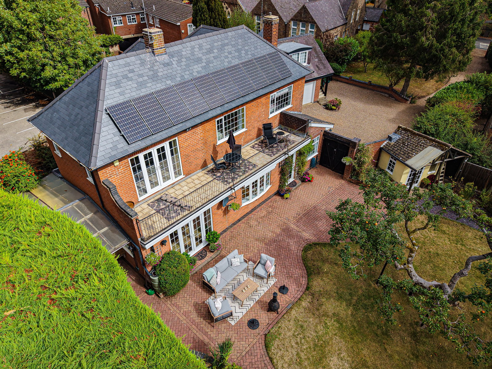 Detached House for sale in Leicester, The Orchard, Blaby Road, Enderby, Leicester LE19, 3556 m²