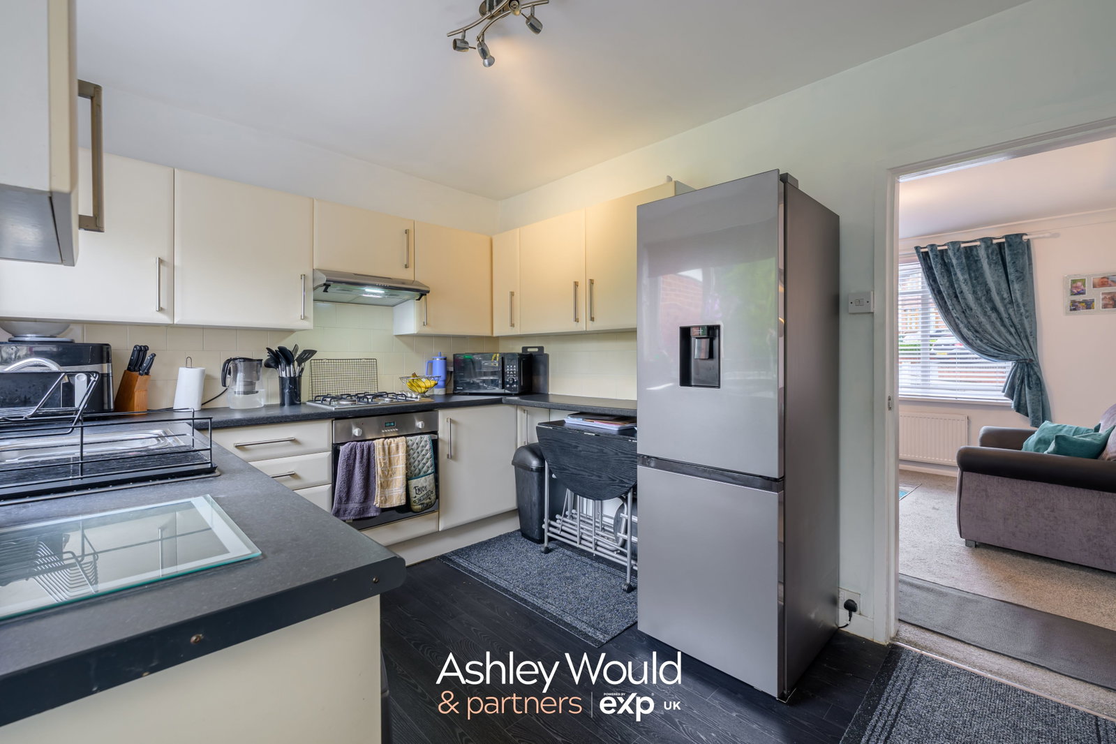 Semi Detached House in Oldbury