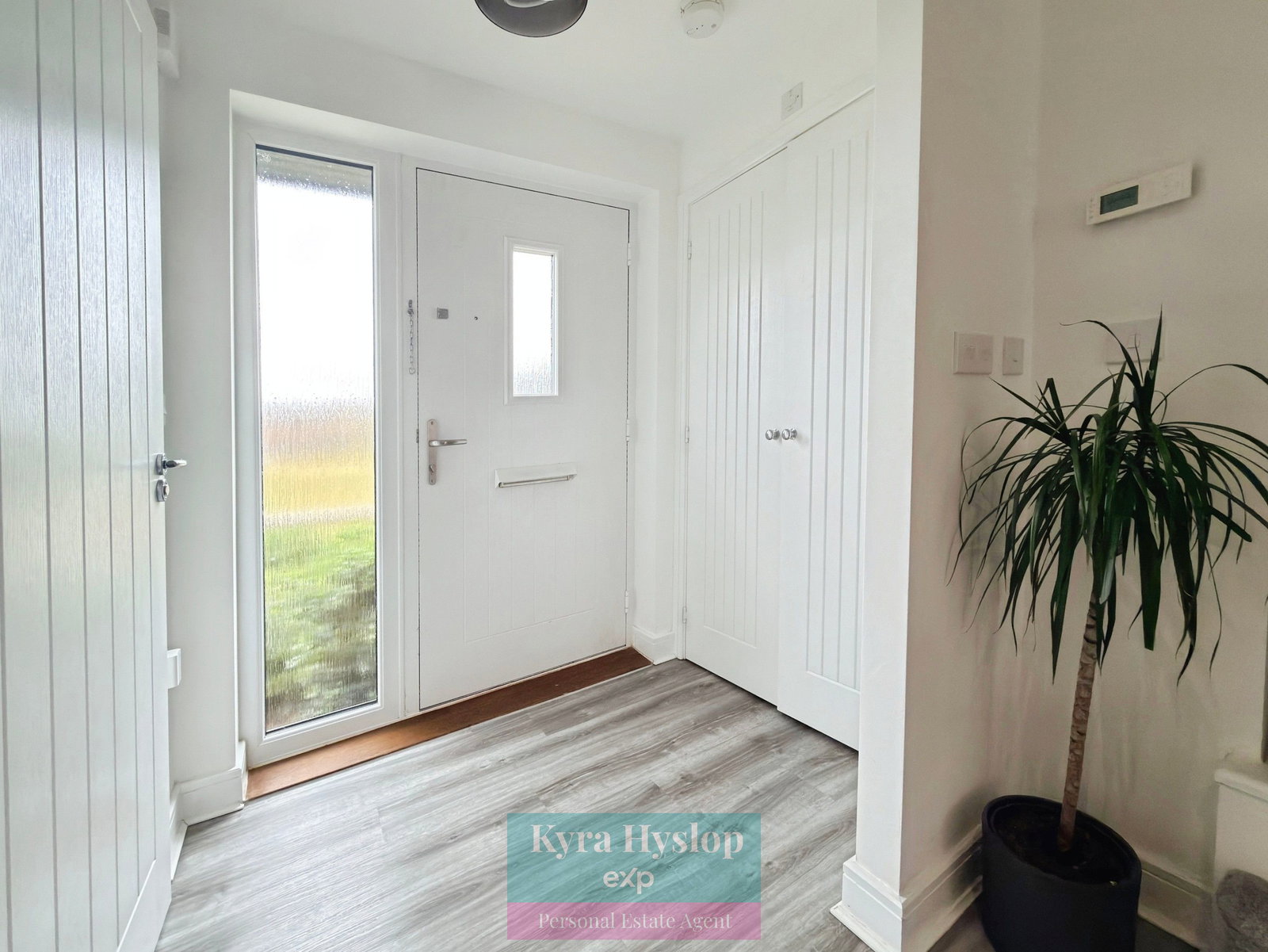 Semi Detached House in Exeter