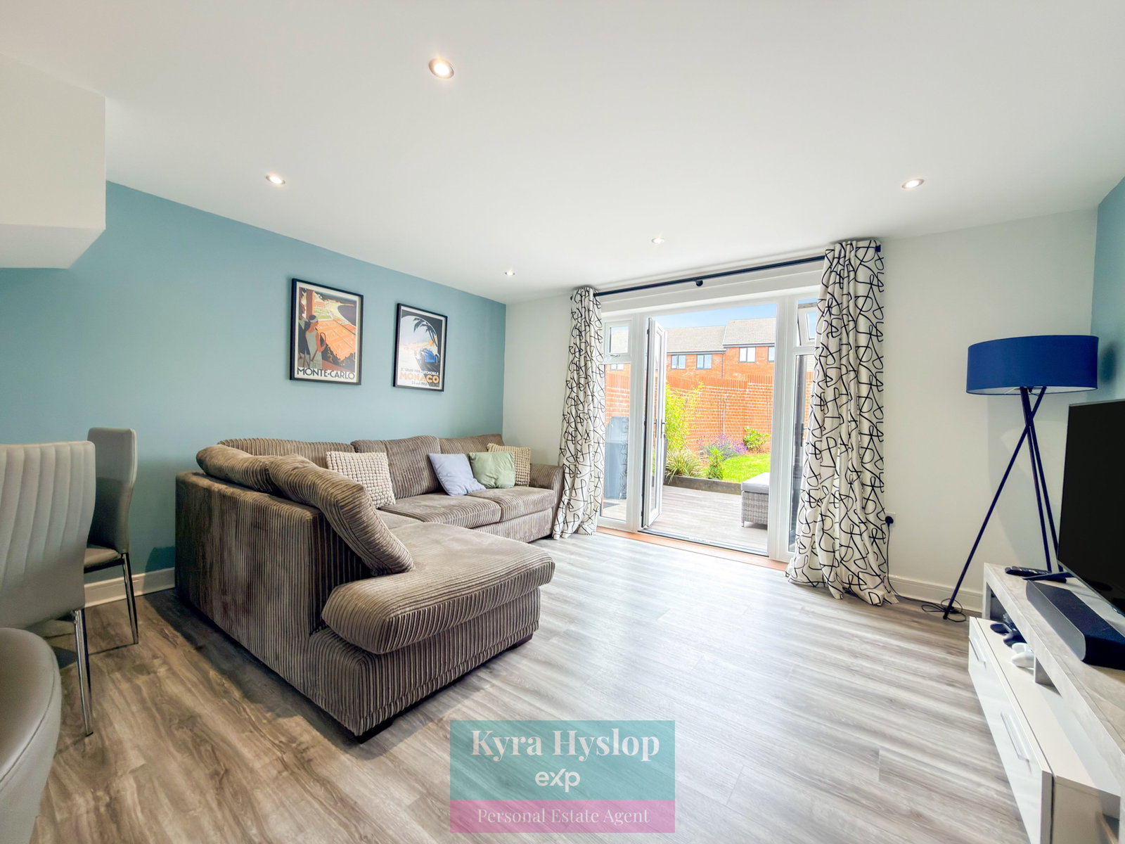 Semi Detached House in Exeter