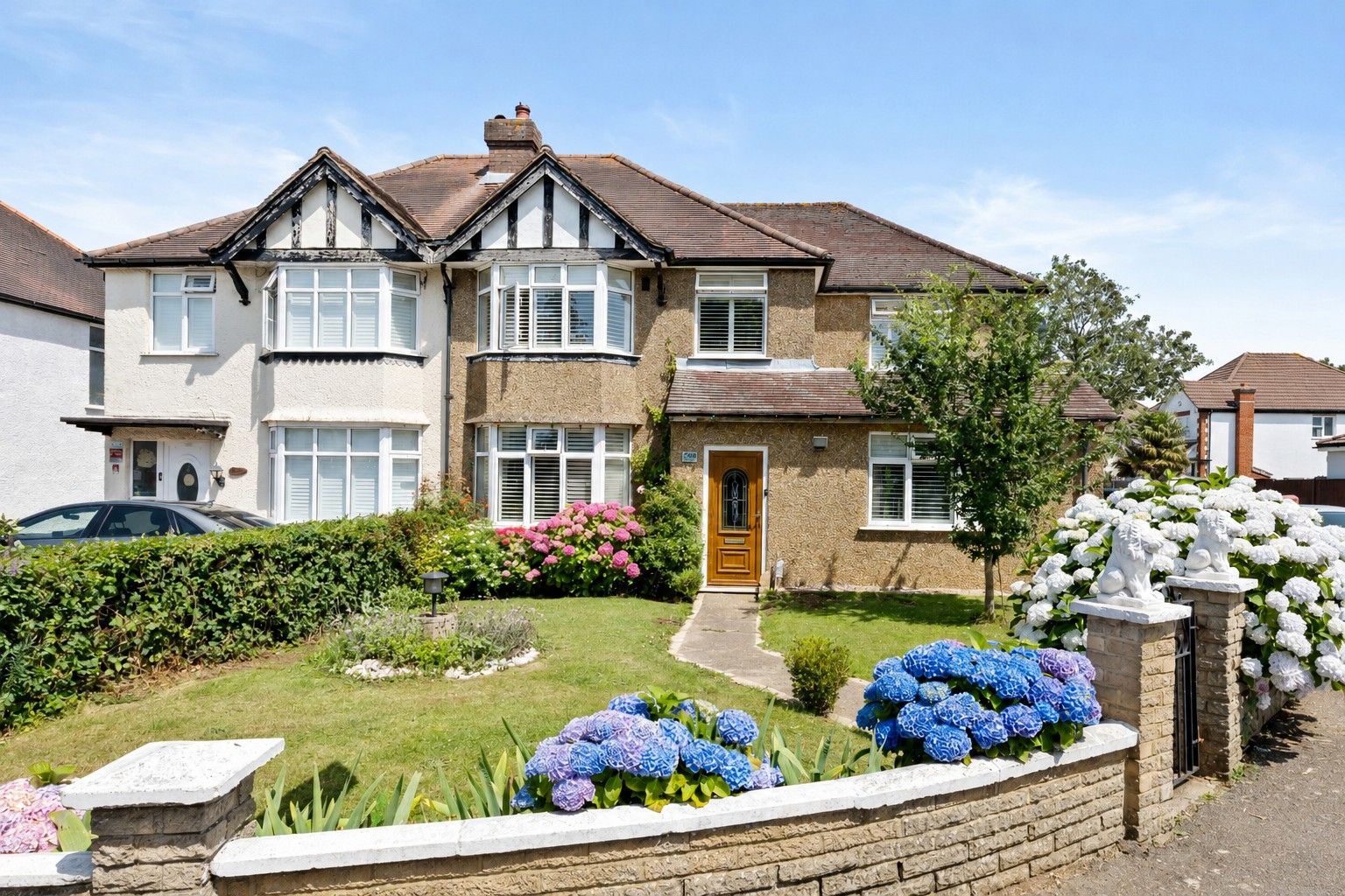 Semi Detached House in South Croydon