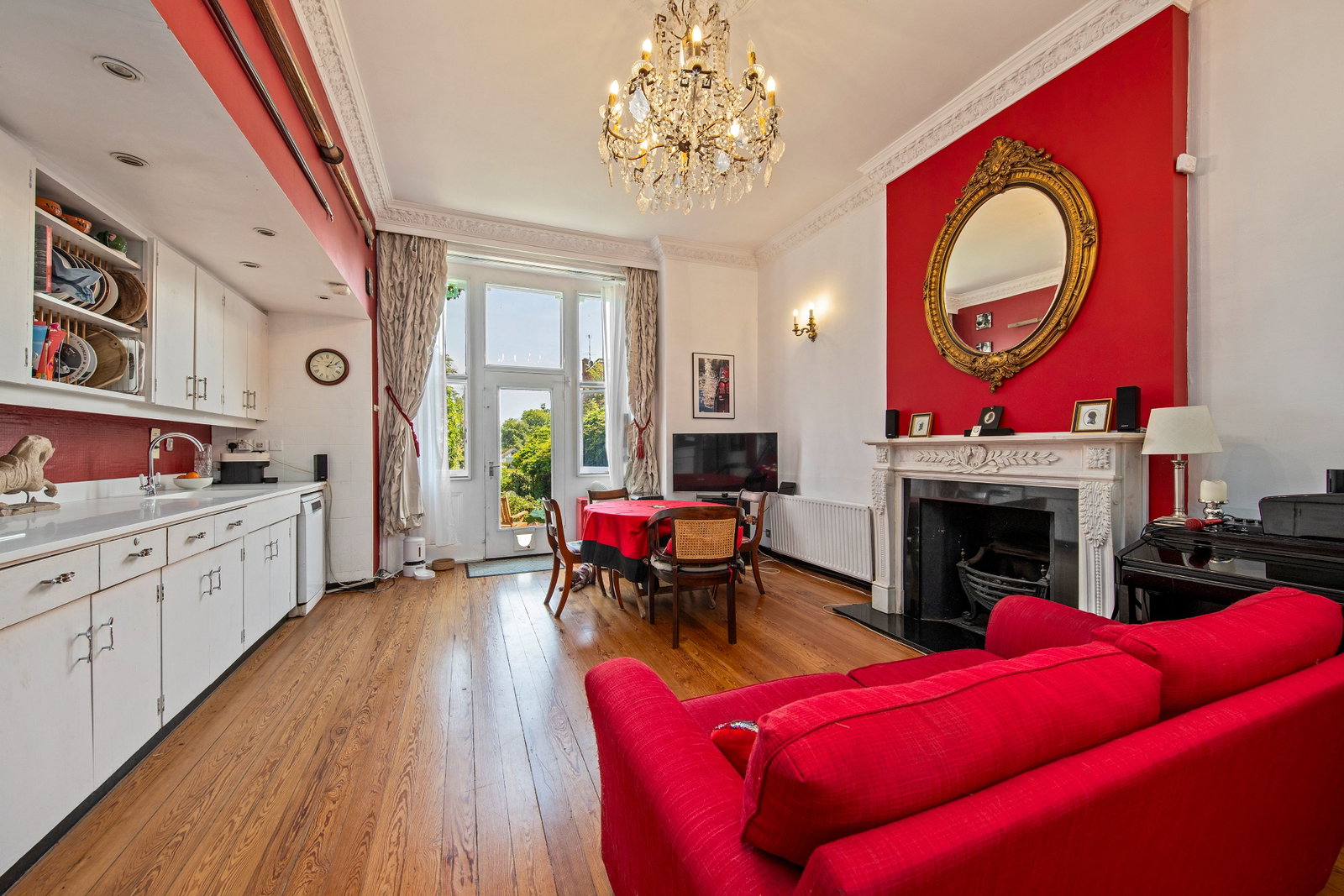 Terraced House in Teddington