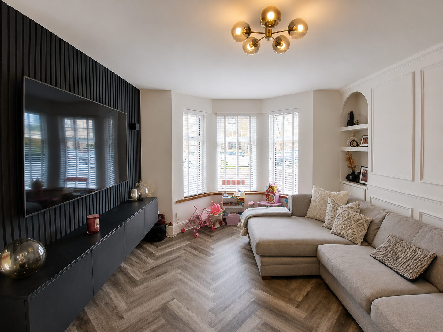 Semi Detached House in Neath