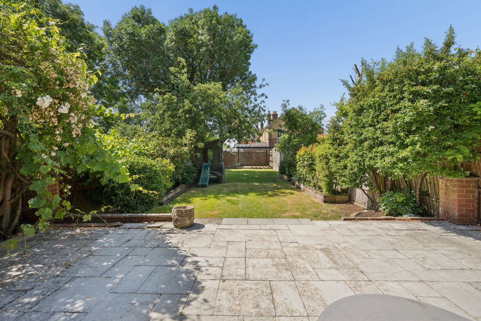 Semi Detached House in Northwood