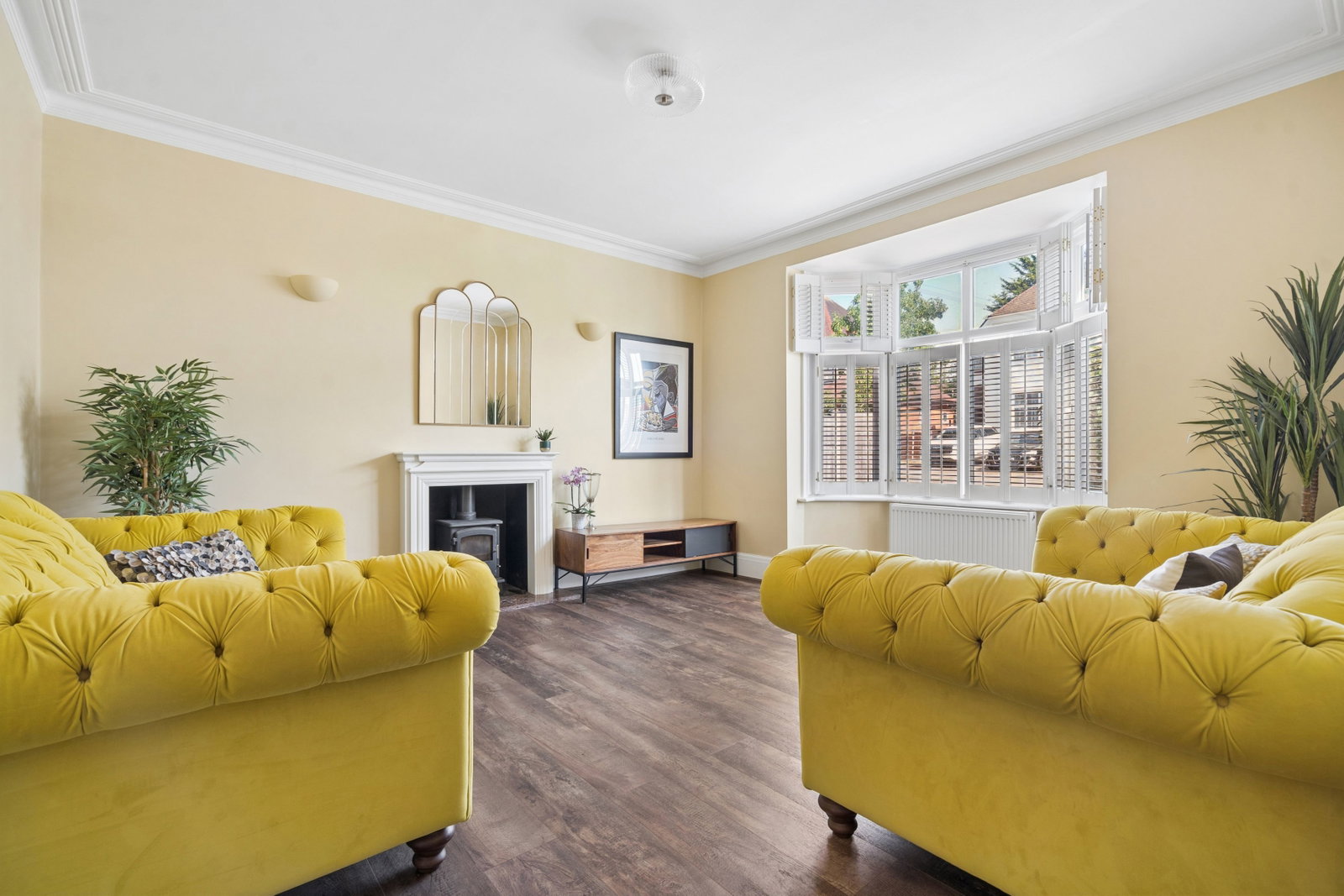 Semi Detached House in Northwood