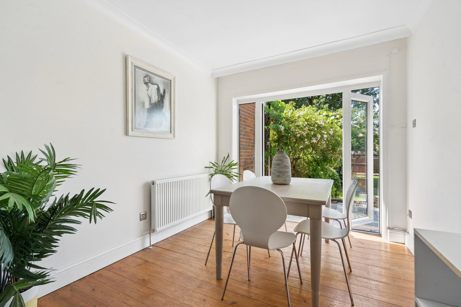 Semi Detached House in Northwood