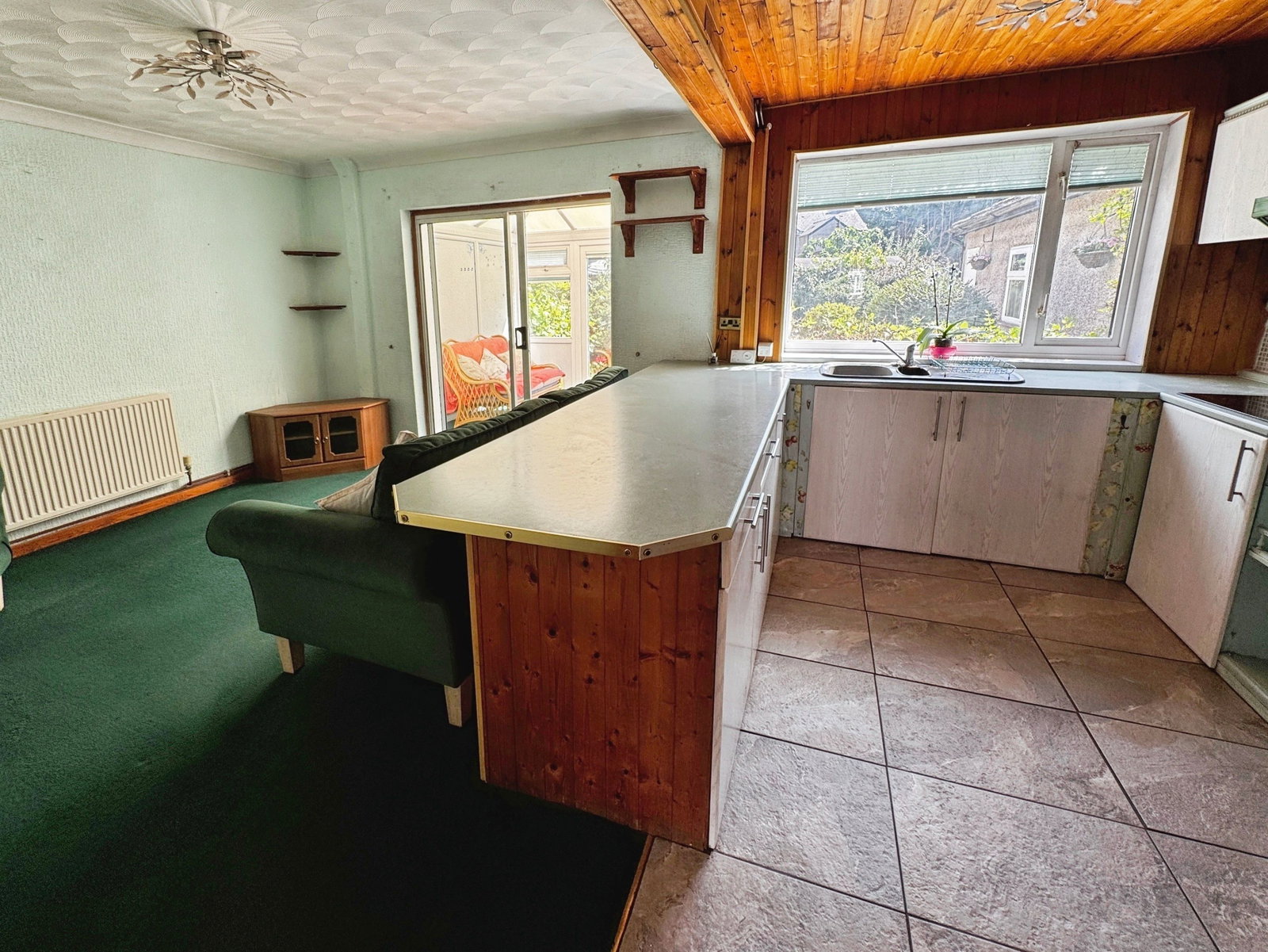 Semi Detached House in Porthcawl