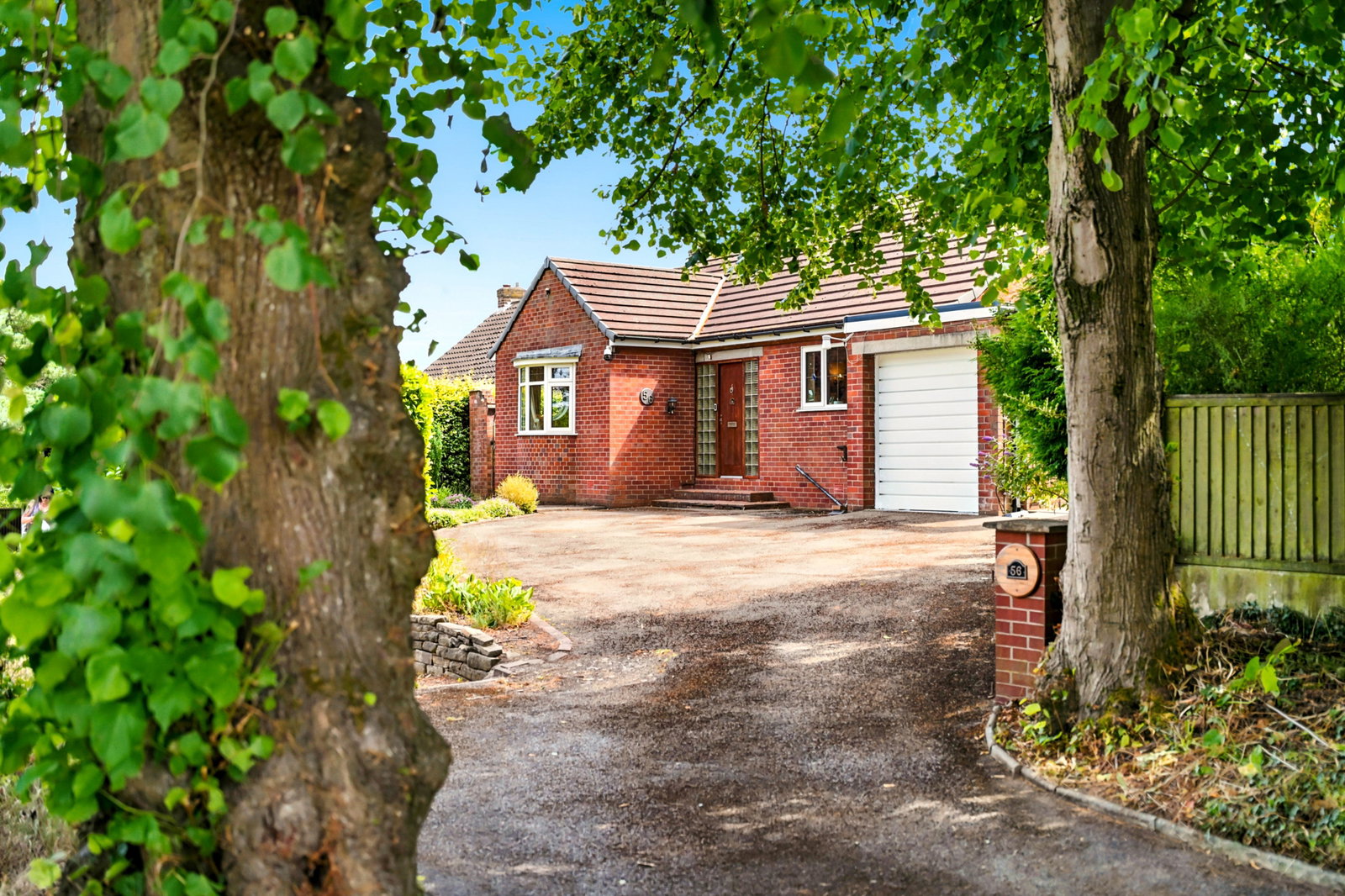 Bungalow in Macclesfield