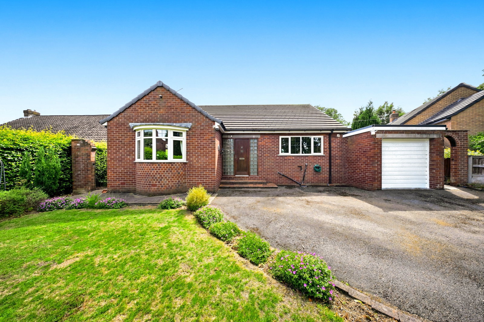 Bungalow in Macclesfield