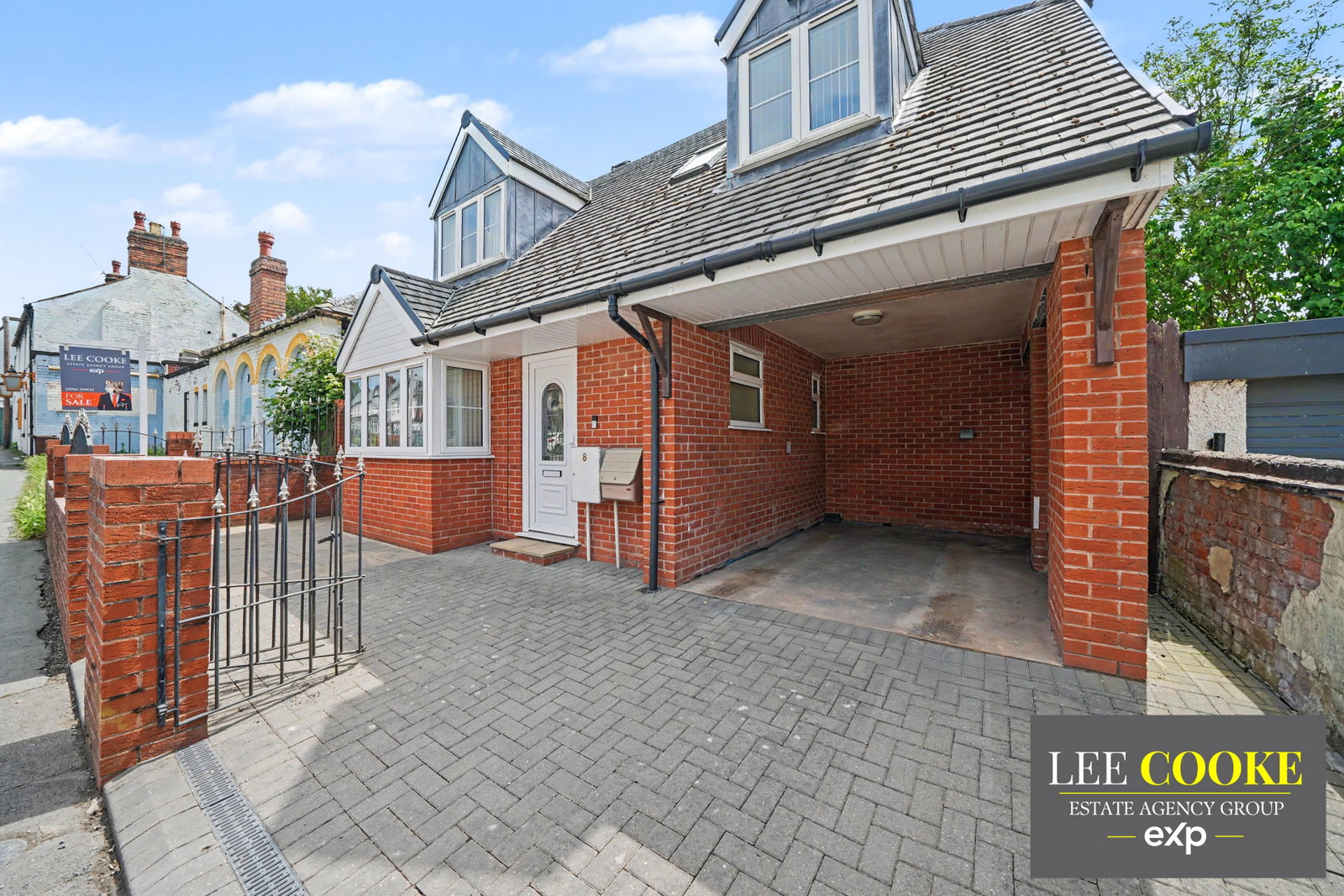 Detached House in Wolverhampton