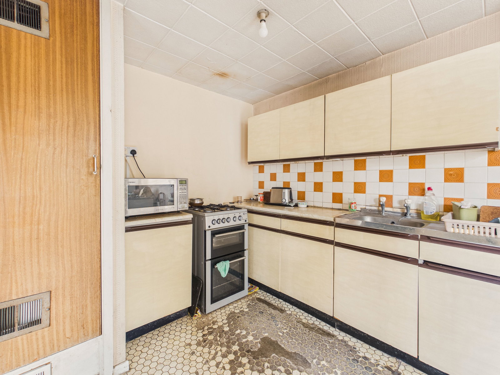 Semi Detached House in Stourbridge