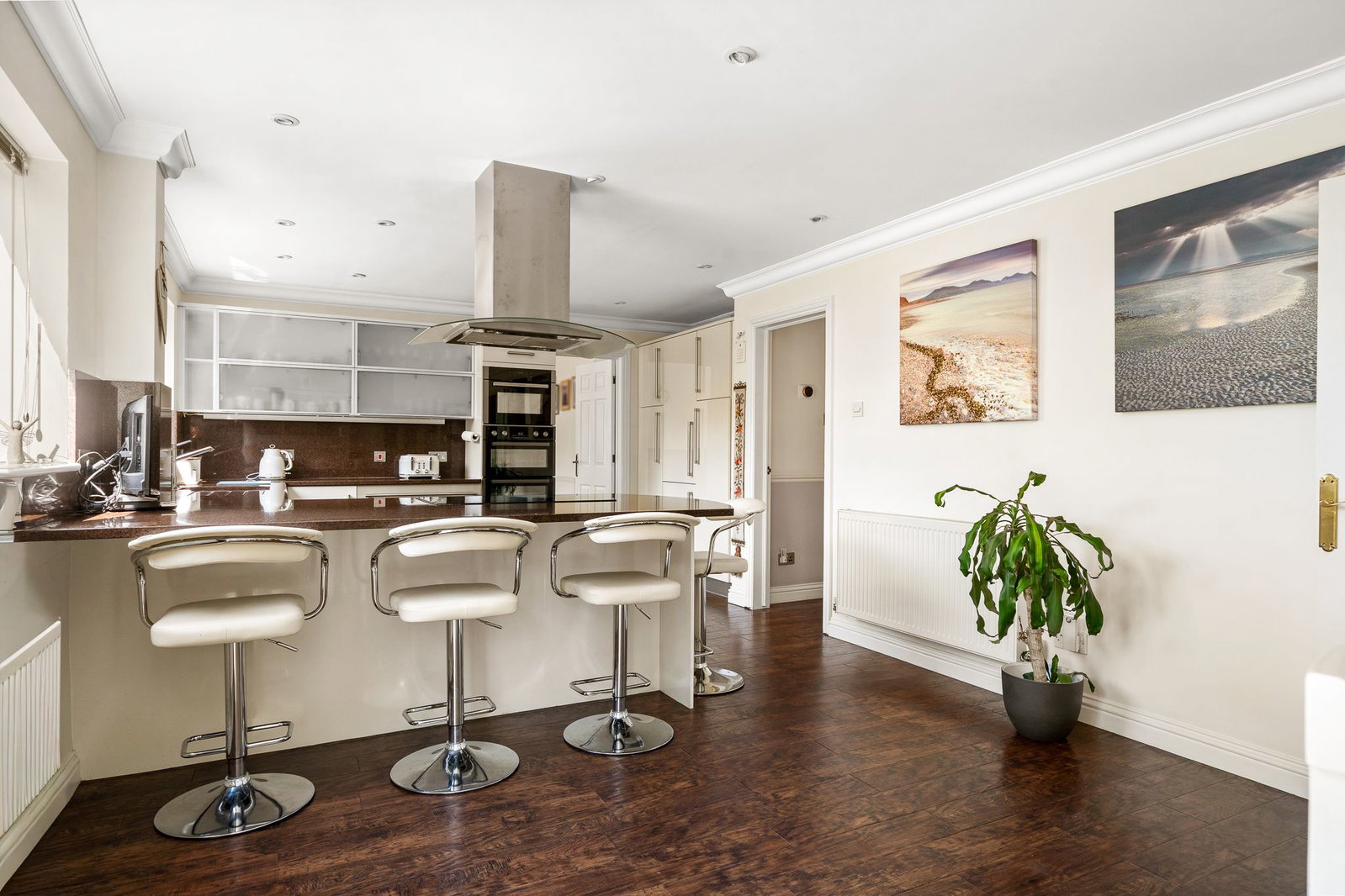 Detached House in Pulborough
