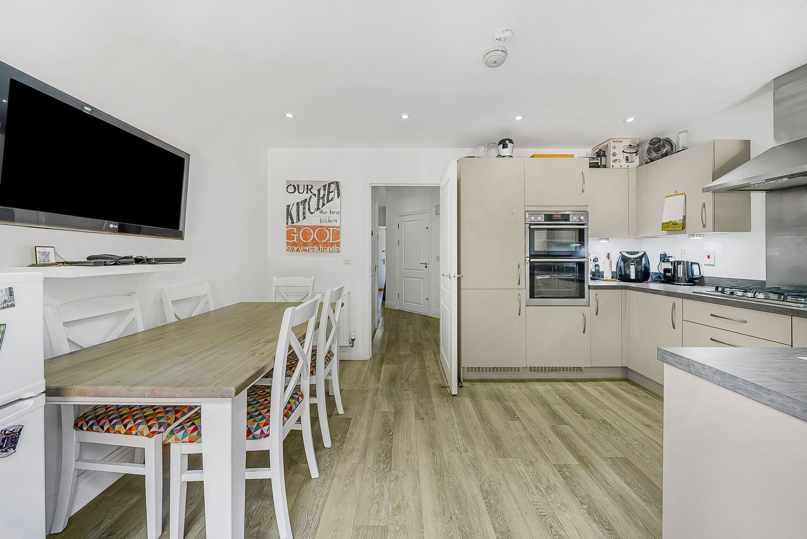 Town House in Borehamwood