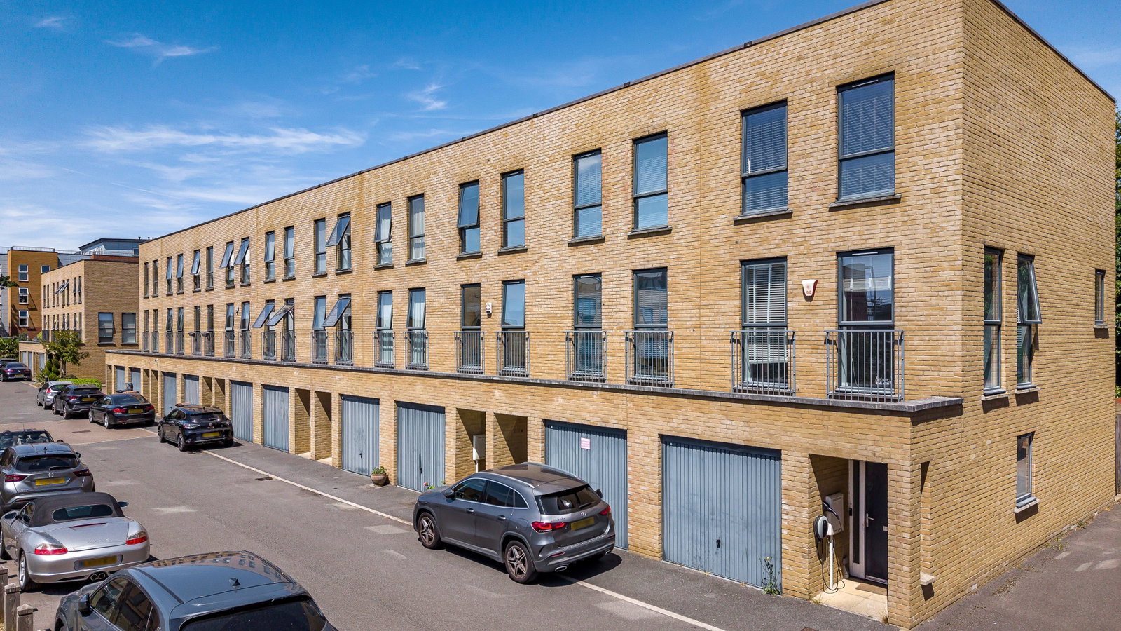 Town House in Borehamwood