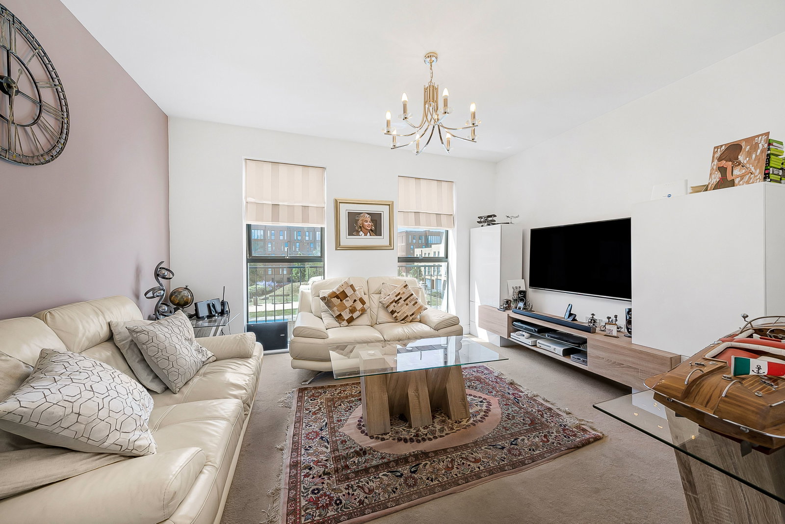 Town House in Borehamwood