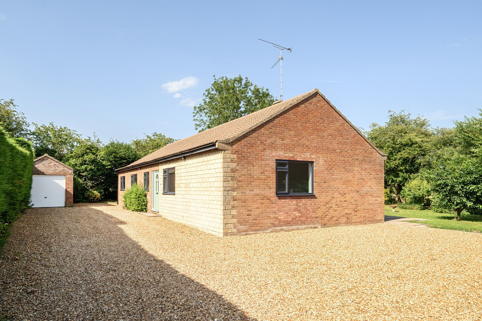 Bungalow in Bourne