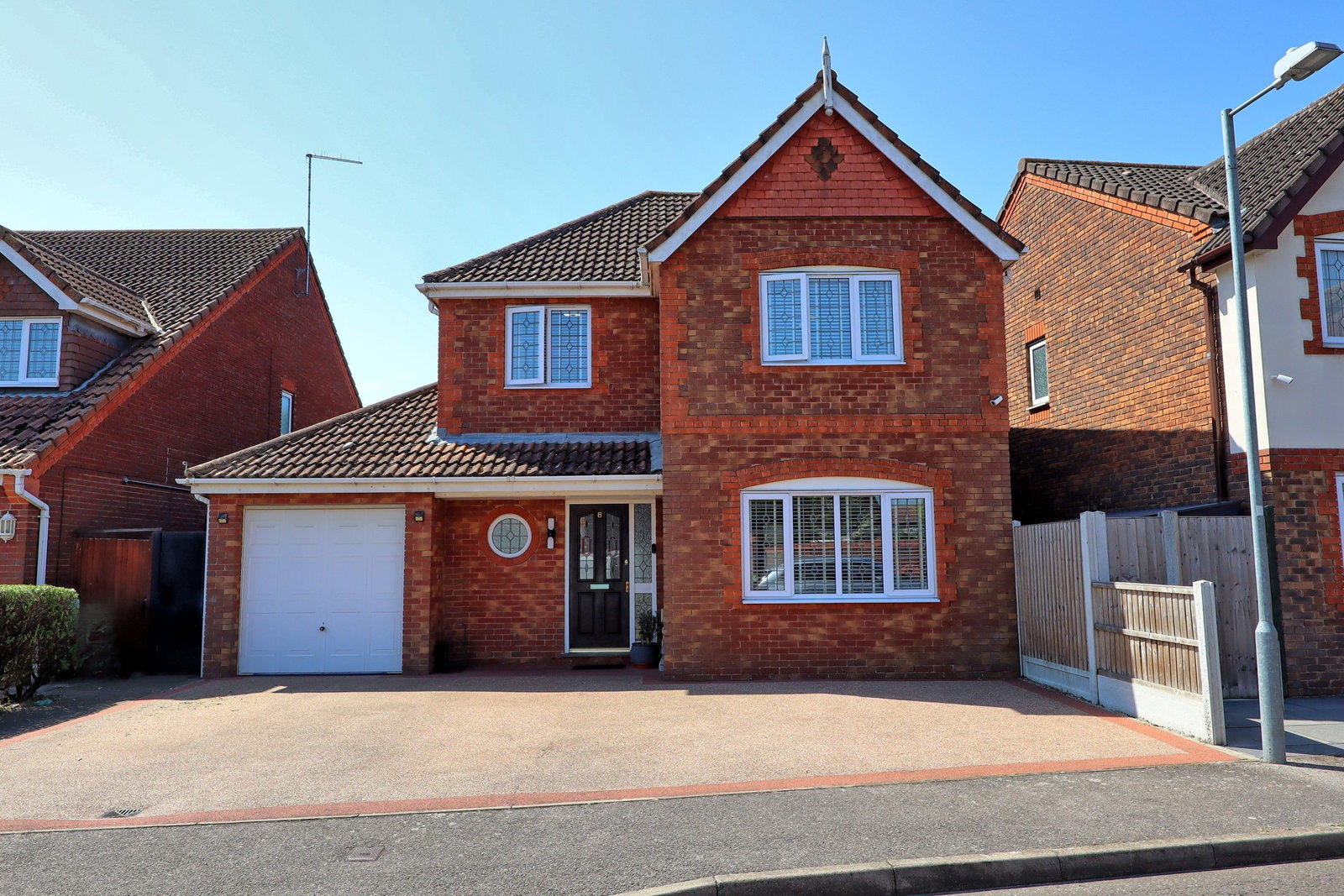 Detached House in South Ockendon