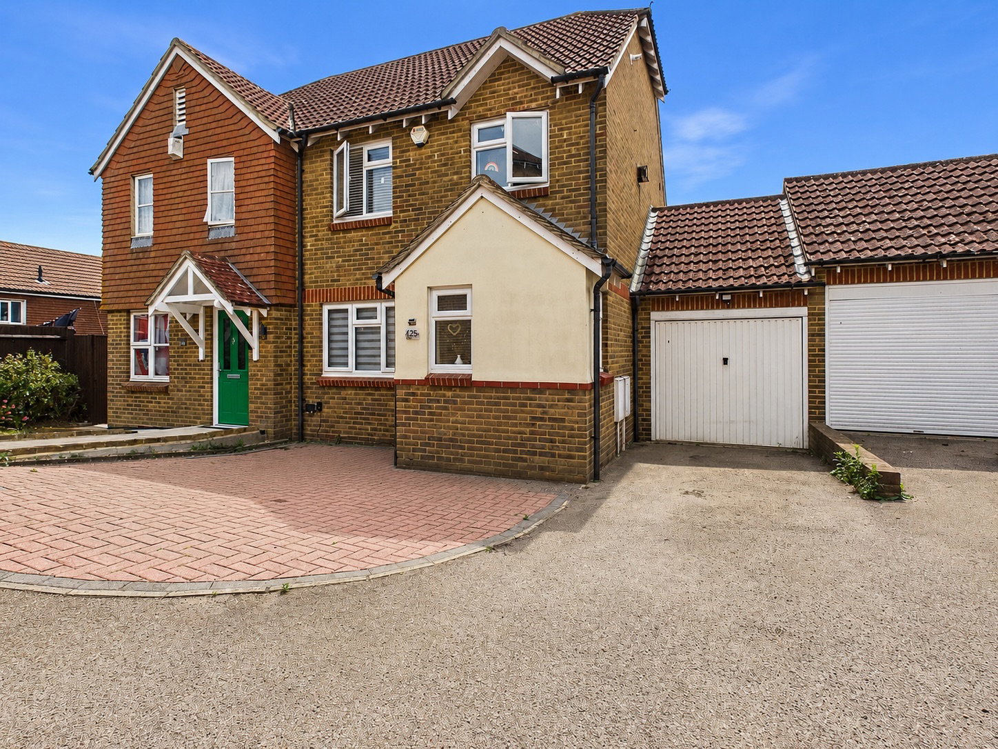 Semi Detached House in Rochester