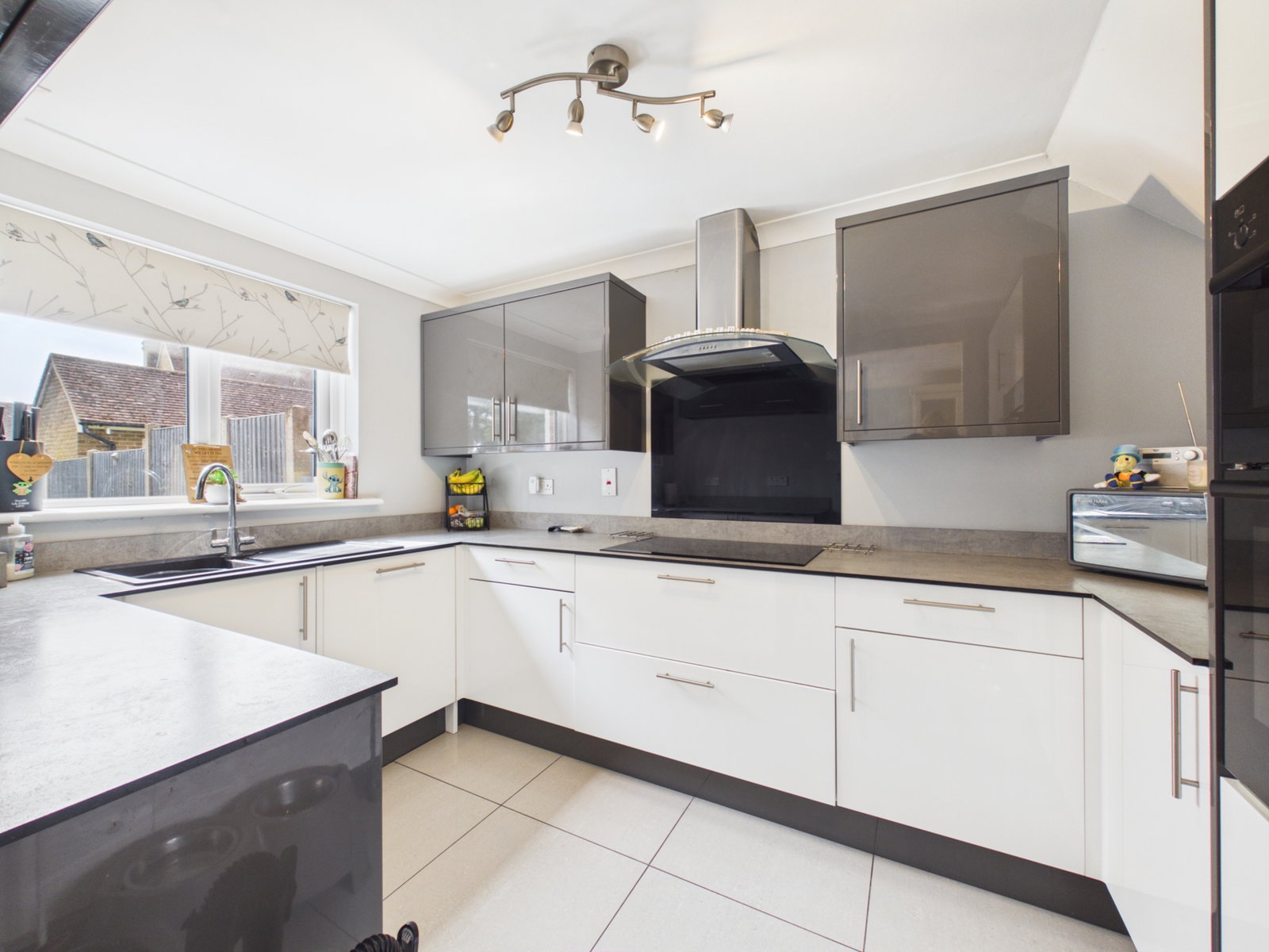 Semi Detached House in Rochester
