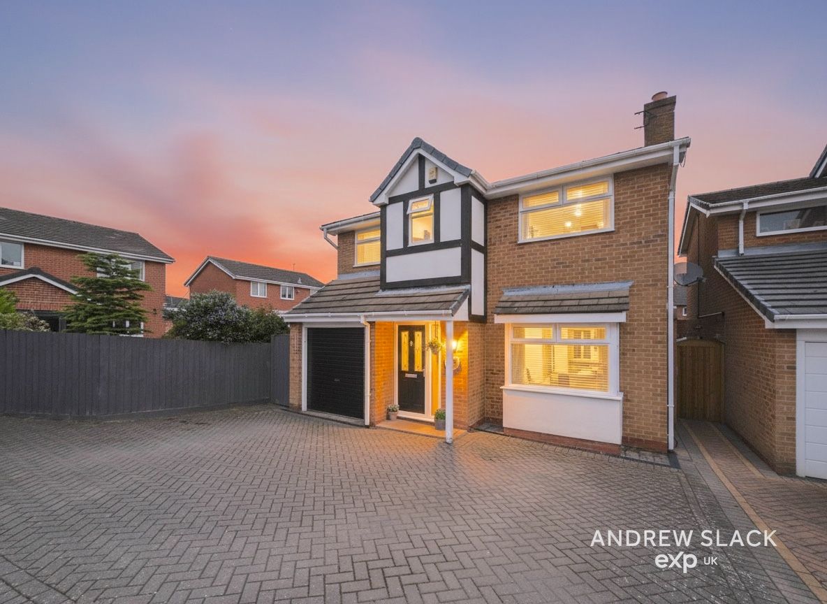 Detached House in Nottingham