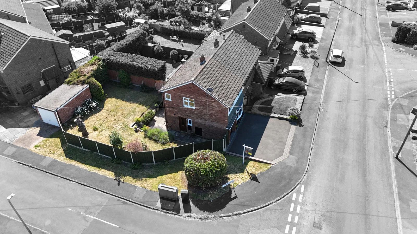 Semi Detached House in Tipton