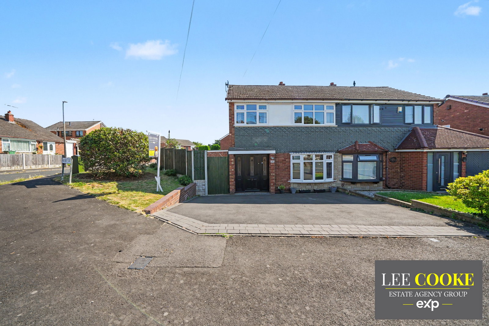 Semi Detached House in Tipton