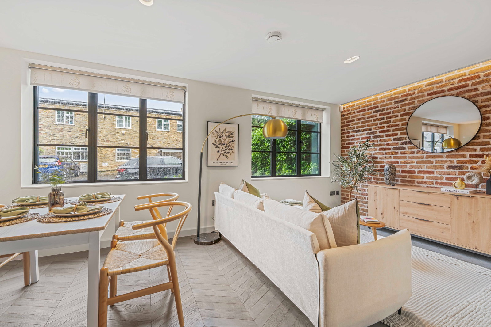 Flat in Hampton Hill