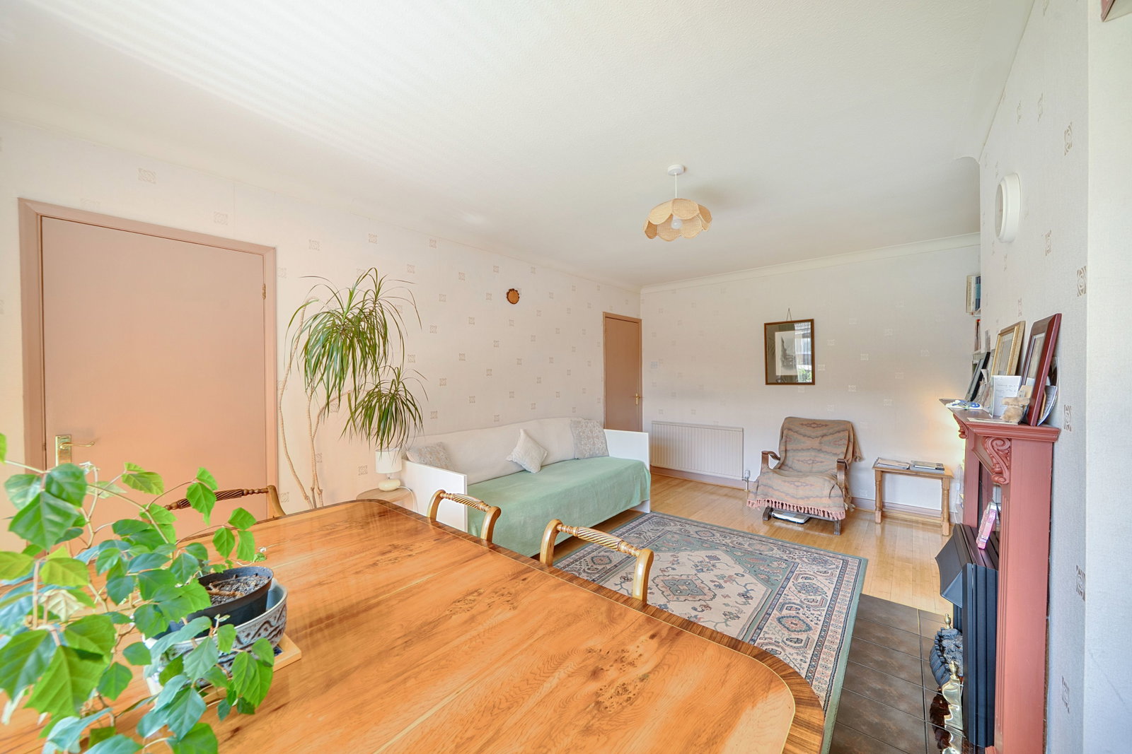 Semi Detached Bungalow for sale in York, Key Way, Fulford, York, YO19 4QS, 1107 m²