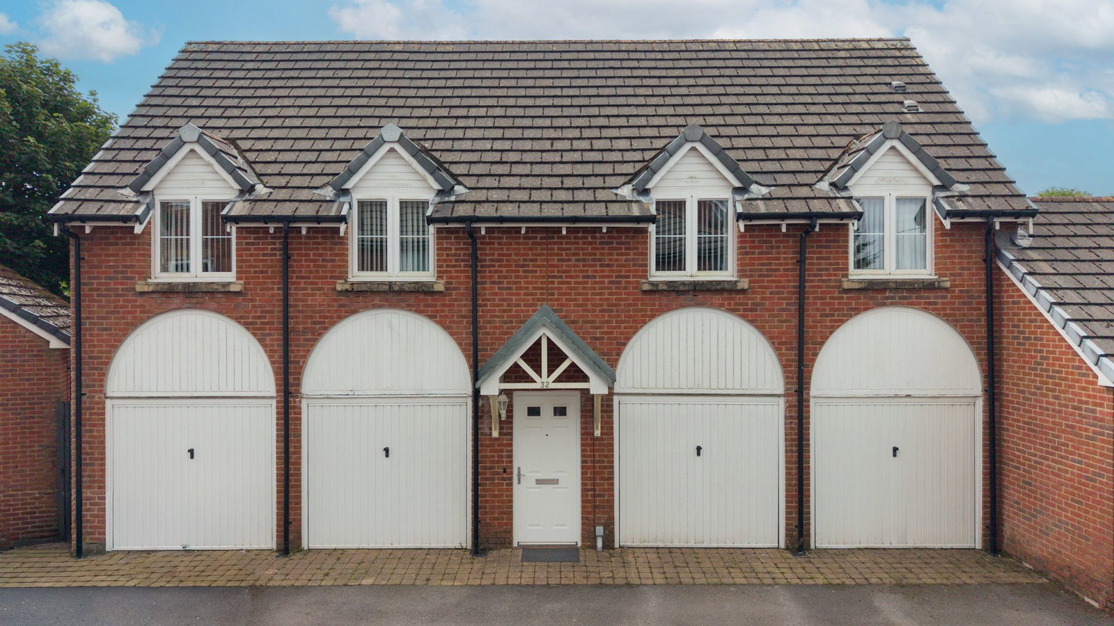 Coach House in Merthyr Tydfil