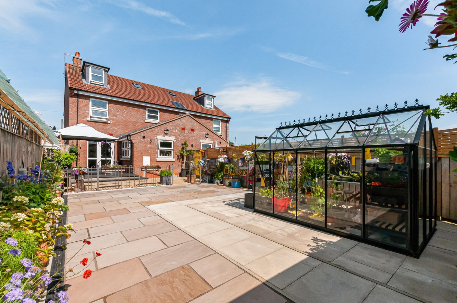 Semi Detached House in Beverley