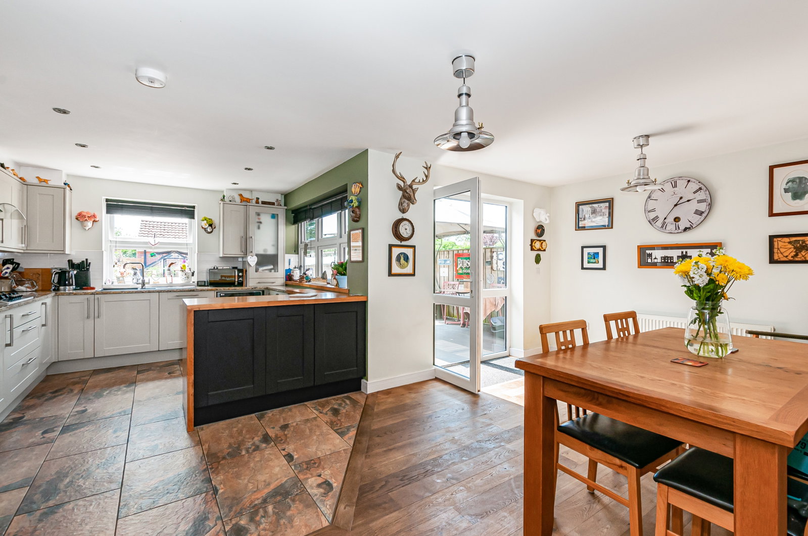 Semi Detached House in Beverley