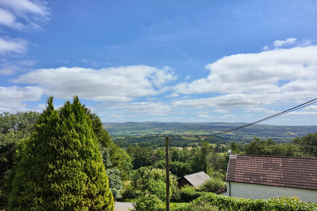 Detached House in Llandeilo