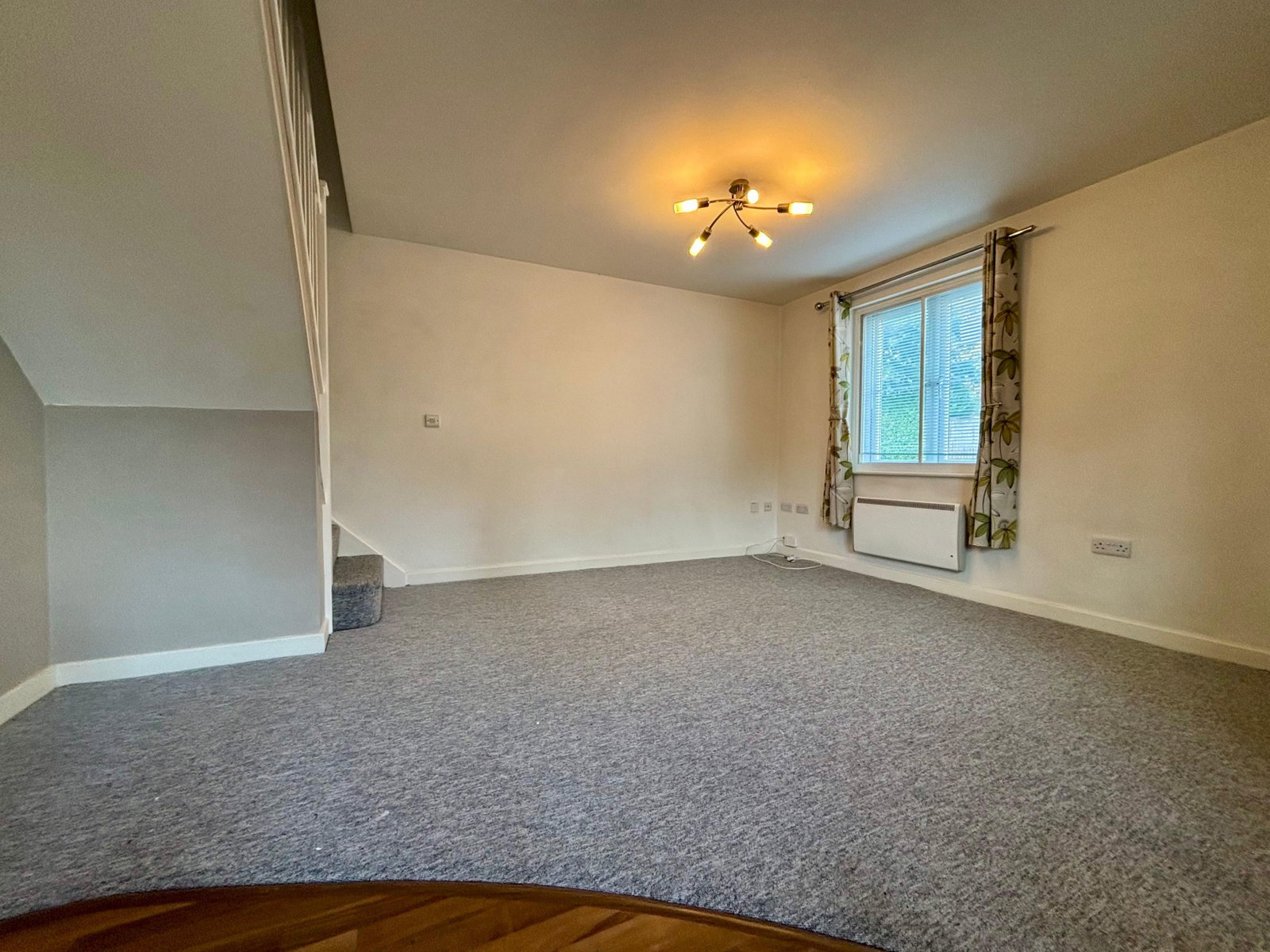 Terraced House for sale in Swadlincote, Coppice Side, Swadlincote