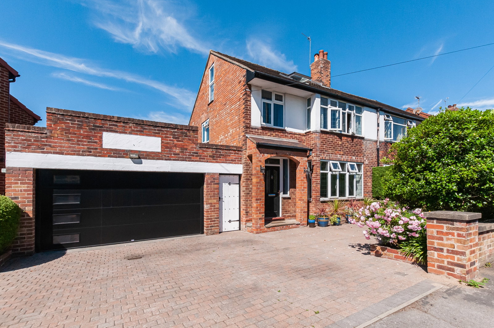 Semi Detached House in North Ferriby